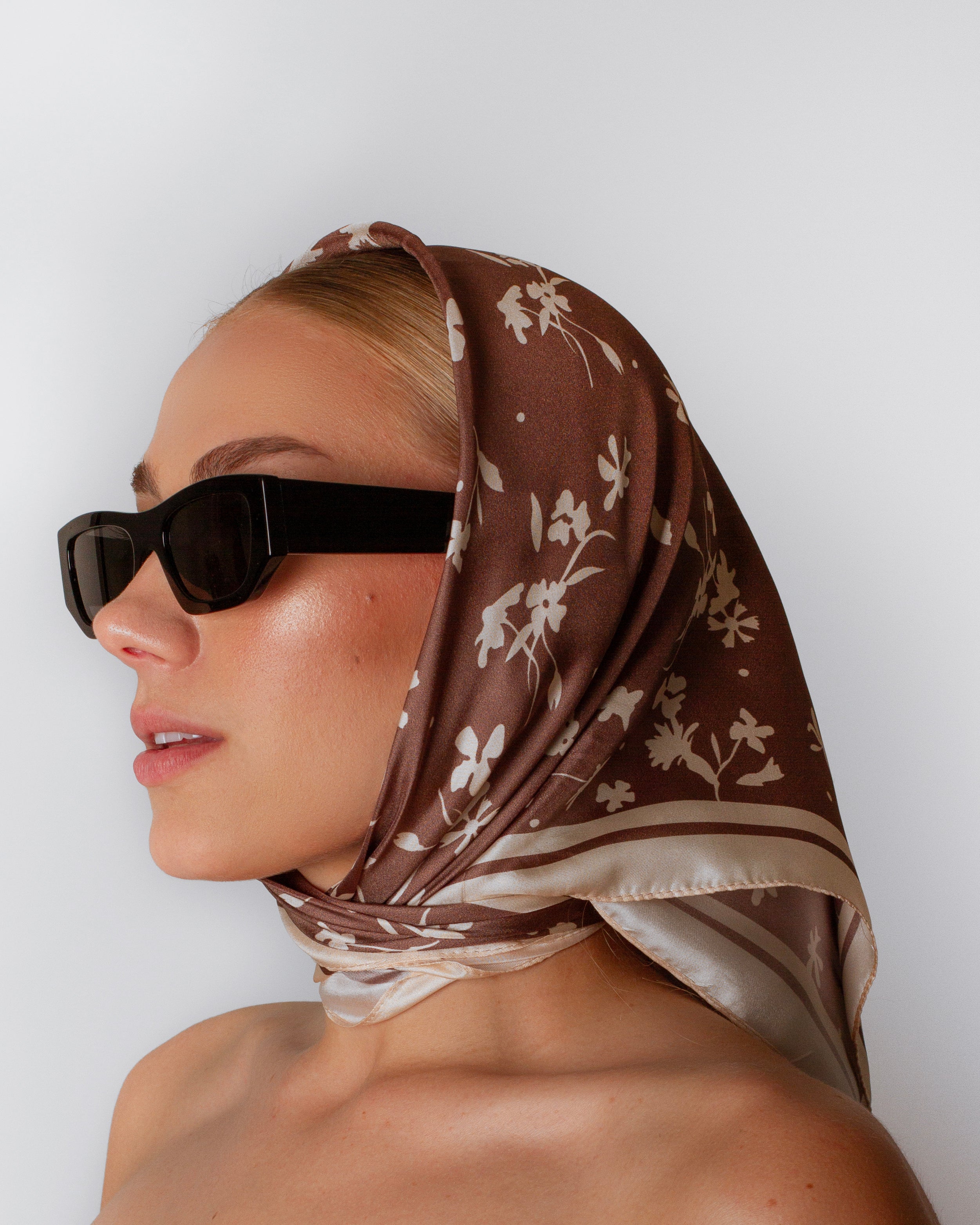 Apaszka Mocha Blossom