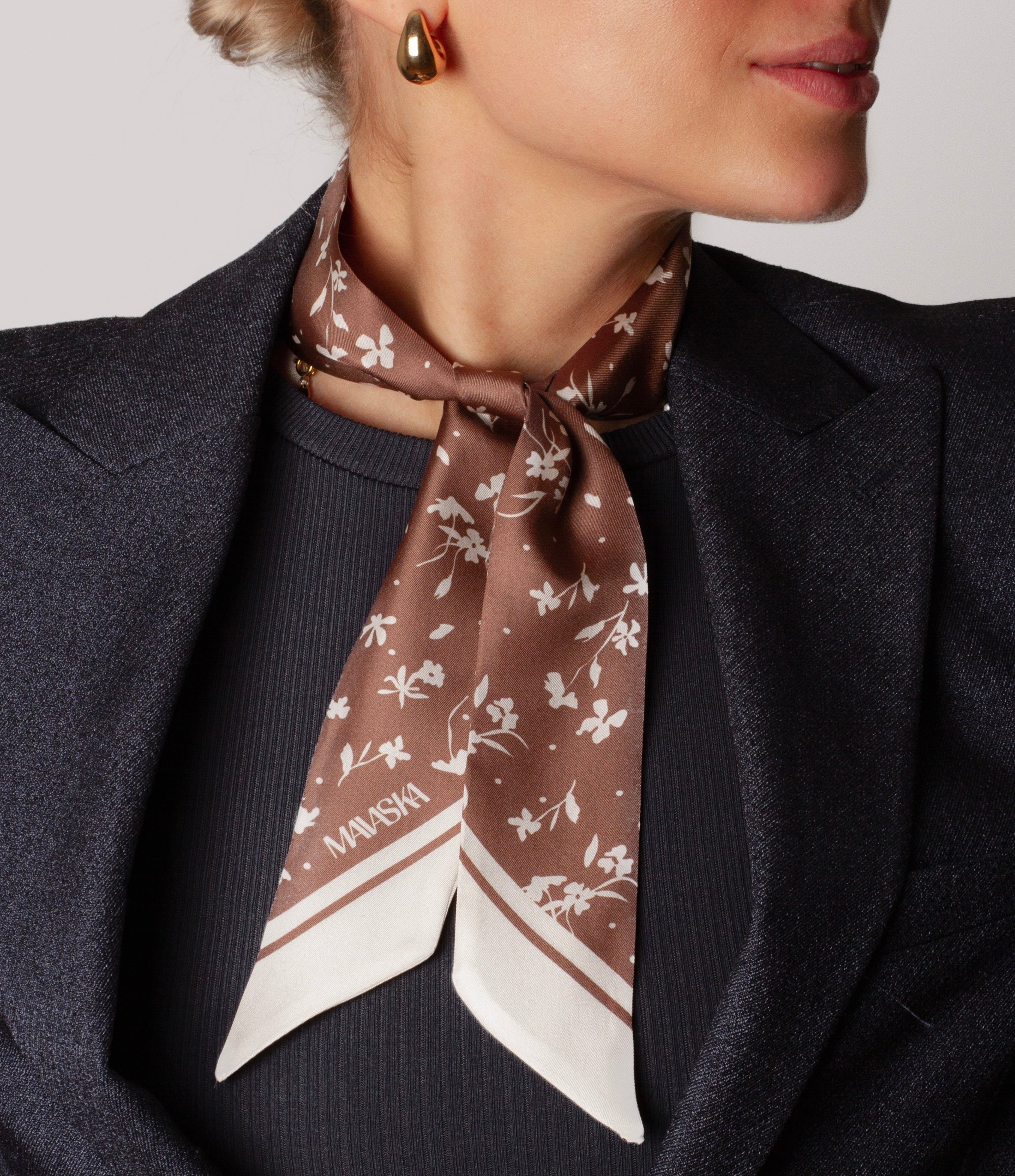 Krawacik Mocha Blossom